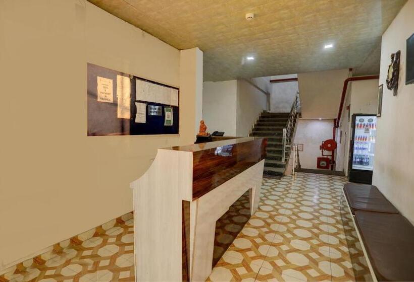 Super Hotel O The Royals Inn