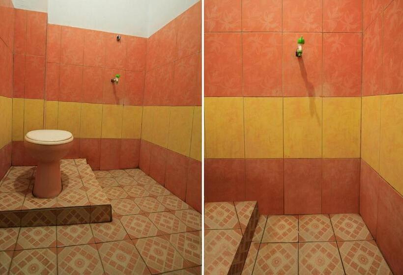 호텔 Oyo 91855 Big  Kendari