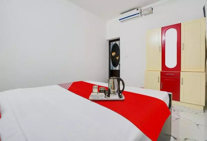 ホテル Oyo Flagship 70227 Vaishnavam Residency