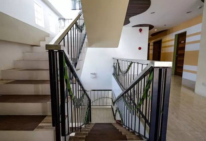 ユースホステル Kayong S Inn