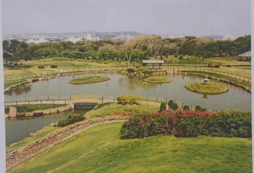 پانسیون Malwade Motel