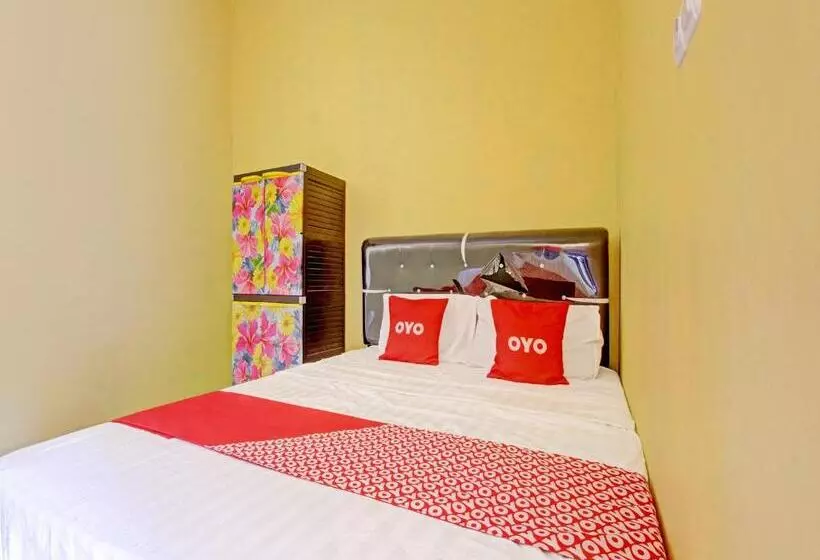 Hotelli Oyo 91818 Papaya Kos