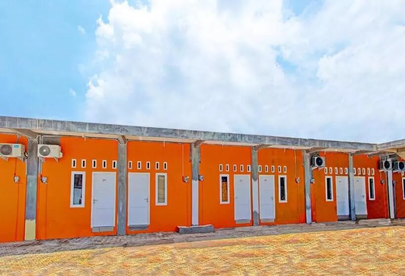 Hotelli Oyo 91818 Papaya Kos