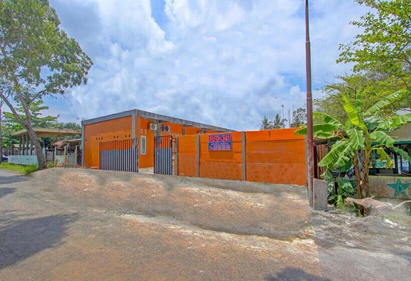 בית מלון כפרי Oyo 91818 Papaya Kos