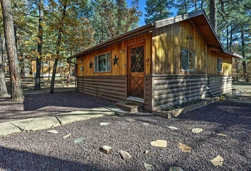 پانسیون Happy Heart Bunkhouse