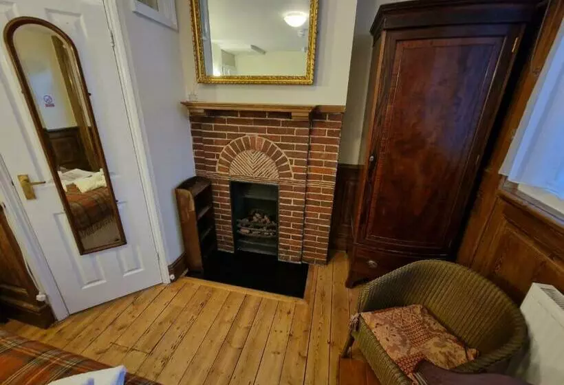 ベッドアンドブレックファースト Black Horse Canterbury