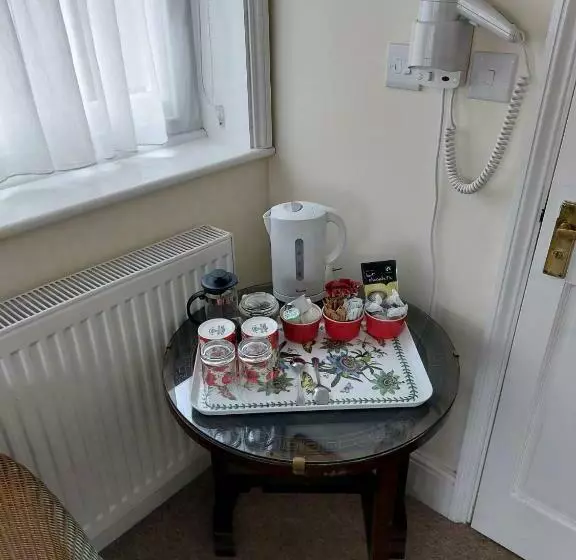 ベッドアンドブレックファースト Black Horse Canterbury