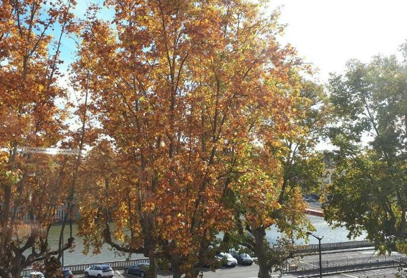 مبيت وإفطار Chambre De Charme Vieux Lyon