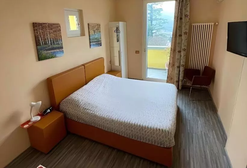 تختخواب و صبحانه Montebello