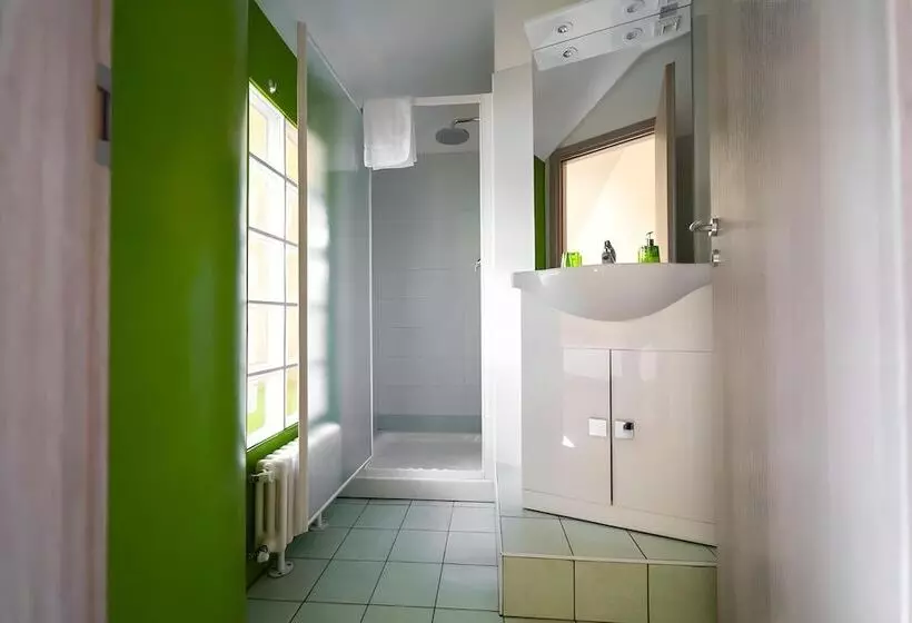 تختخواب و صبحانه Montebello