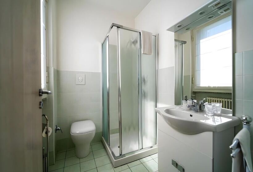 تختخواب و صبحانه Montebello