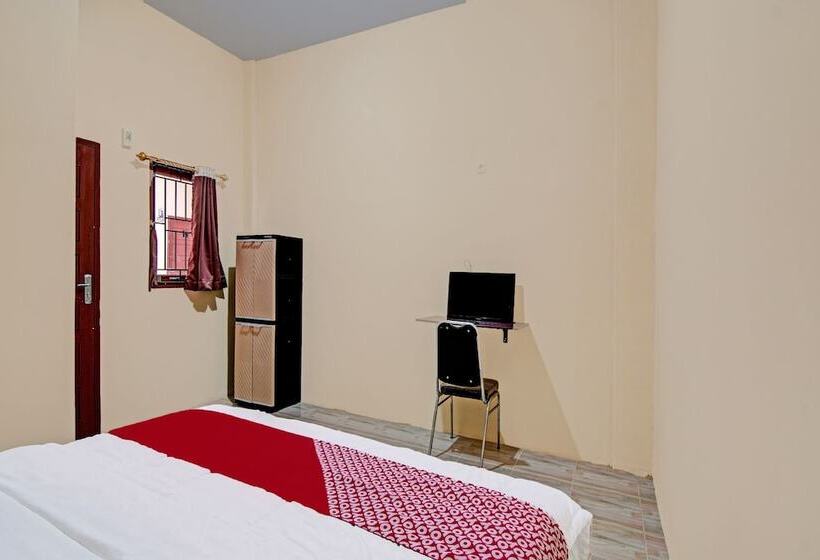 هتل Oyo 91835 Djasur Kost