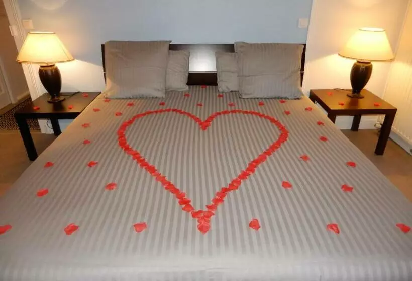ベッドアンドブレックファースト Caprices De Plage Chambre Grand Lit Double Avec Balnéo Et Beau Balcon, Vue Panoramique, 300 Mètres P