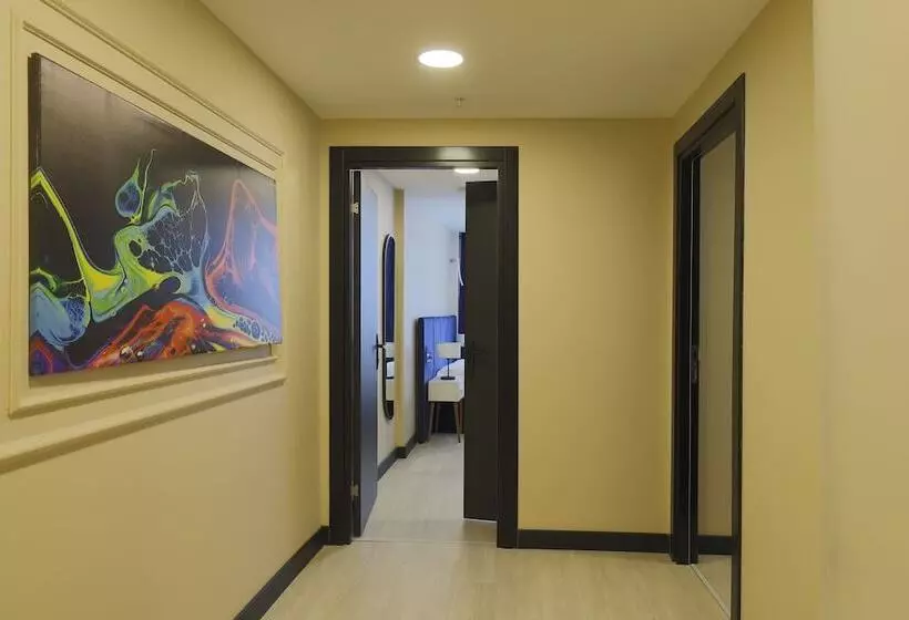 ホテル Ravello Suites Taksim