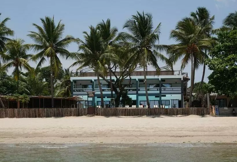 Hotelli Swisscocobeach