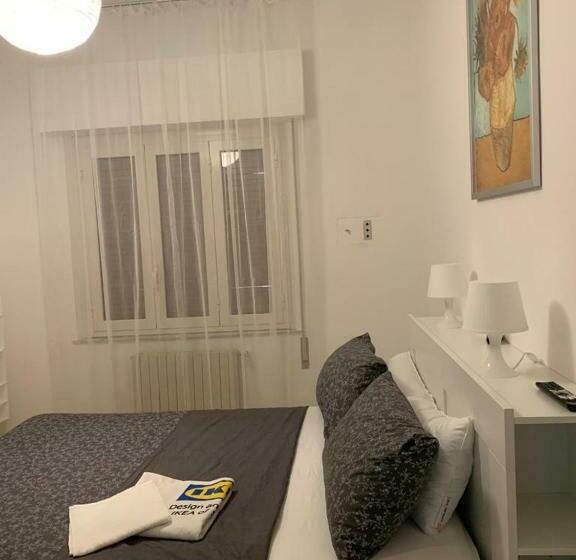 Bed and Breakfast Beachhouse Pineto Zona Corfu, No Children