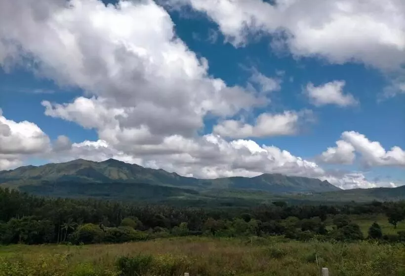 ホテル Coffeeberry Hills Chikamagalur