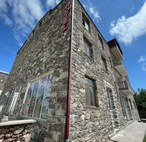 Liga Hotel And Restaurant