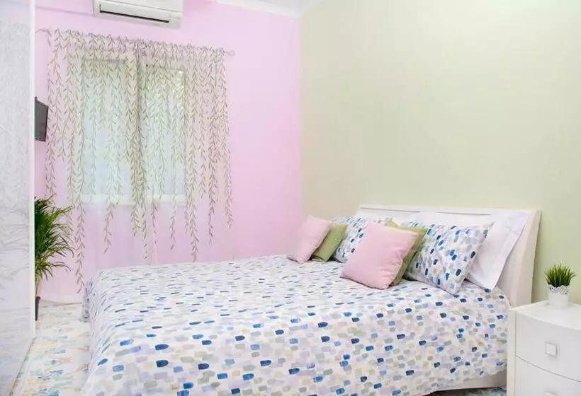 ペンション Luigi S Panoramic And Economy Room Near Sorrento