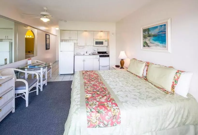 Castle Waikīkī Shore