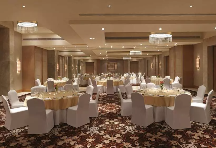 Hotel Doubletree By Hilton Agra