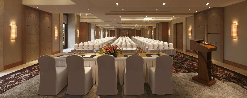 هتل Doubletree By Hilton  Agra