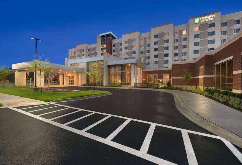 Отель Embassy Suites By Hilton Chicago Naperville