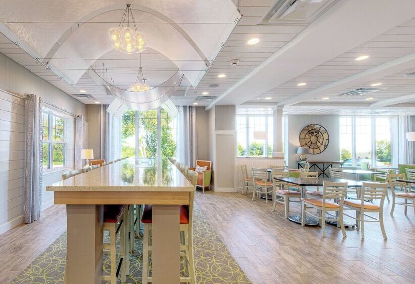 Отель Hampton By Hilton Bar Harbor