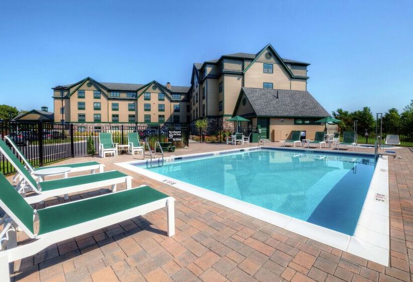 Отель Hampton By Hilton Bar Harbor