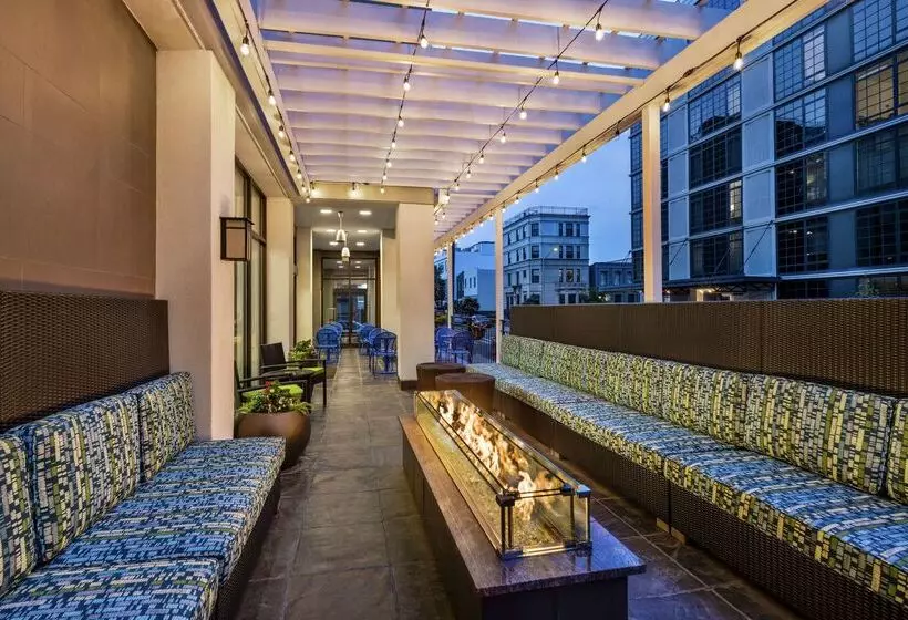 Отель Home2 Suites By Hilton Ny Long Island City/manhattan View