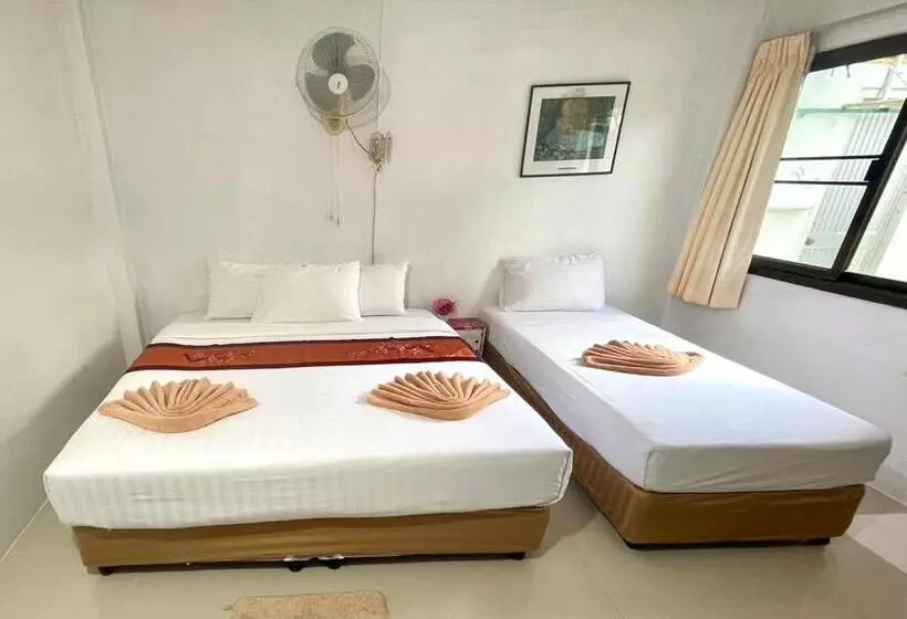 호텔 Jj Karon Beach