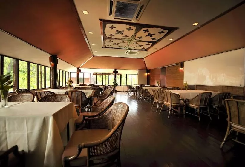 호텔 Paya Beach Spa & Dive Resort