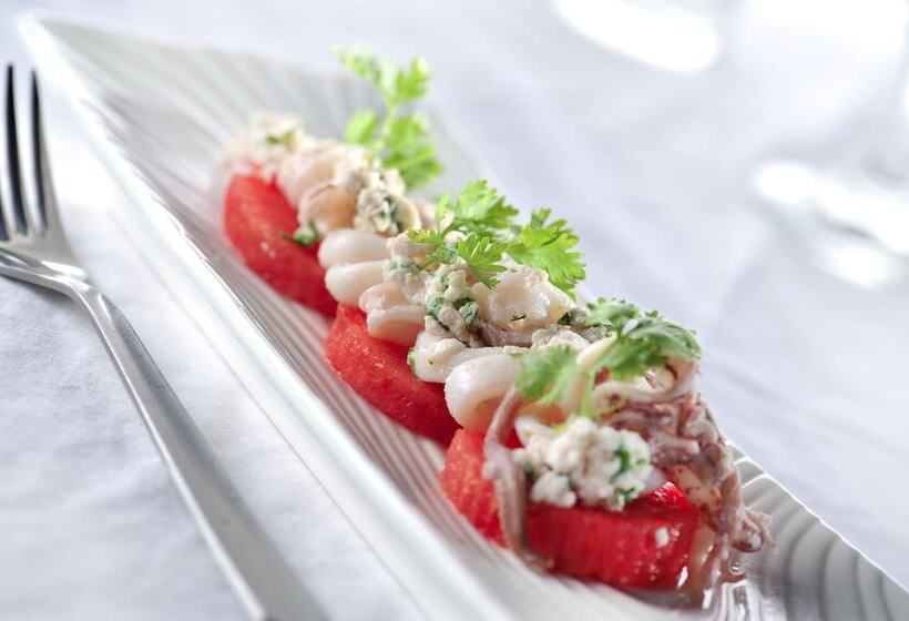 Hotel Paya Beach Spa & Dive Resort