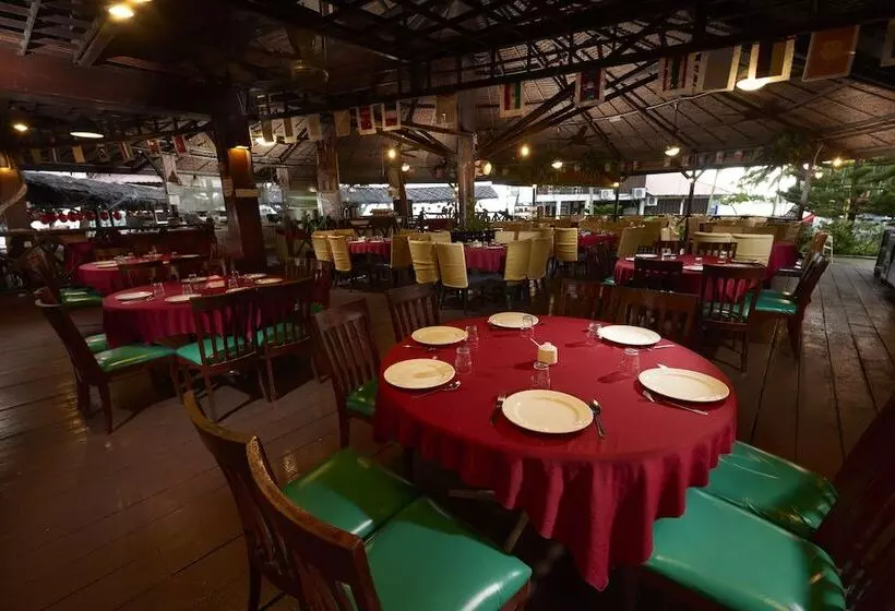 호텔 Paya Beach Spa & Dive Resort