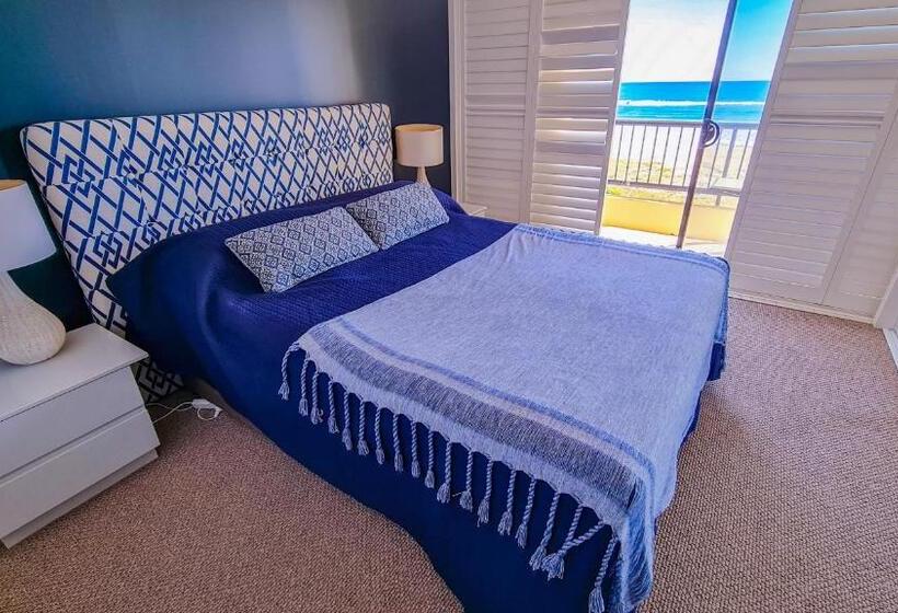 ホテル Pelican Sands Beach Resort