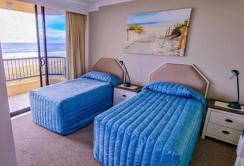 ホテル Pelican Sands Beach Resort