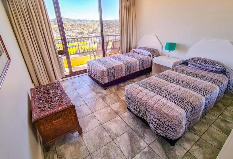 ホテル Pelican Sands Beach Resort