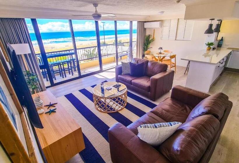 ホテル Pelican Sands Beach Resort