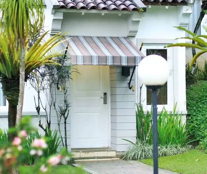 Hotel Pesona Alam Resort & Spa