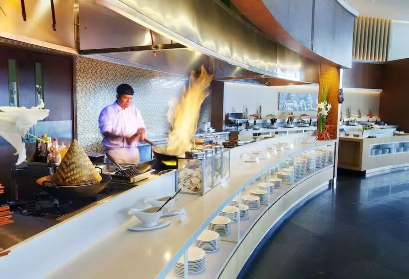 Hotel Pesona Alam Resort & Spa