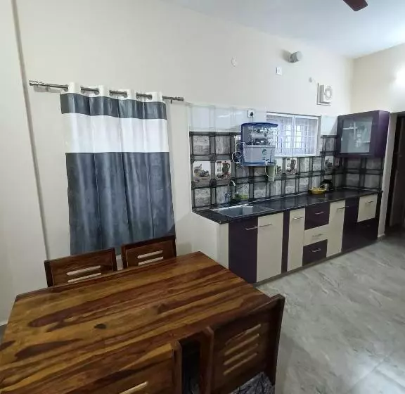 Aamiaismajoitus (B&B) Doctor S Homestay