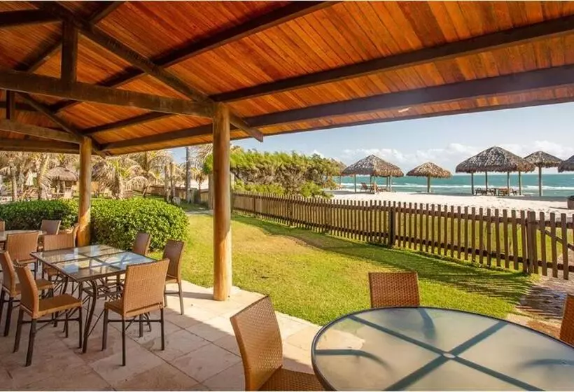 Hotelli Dom Pedro Laguna Beach Resort & Golf