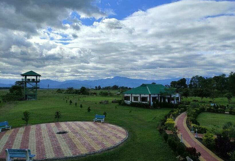 Hotel Paschim Damdim Resort By Stayapart