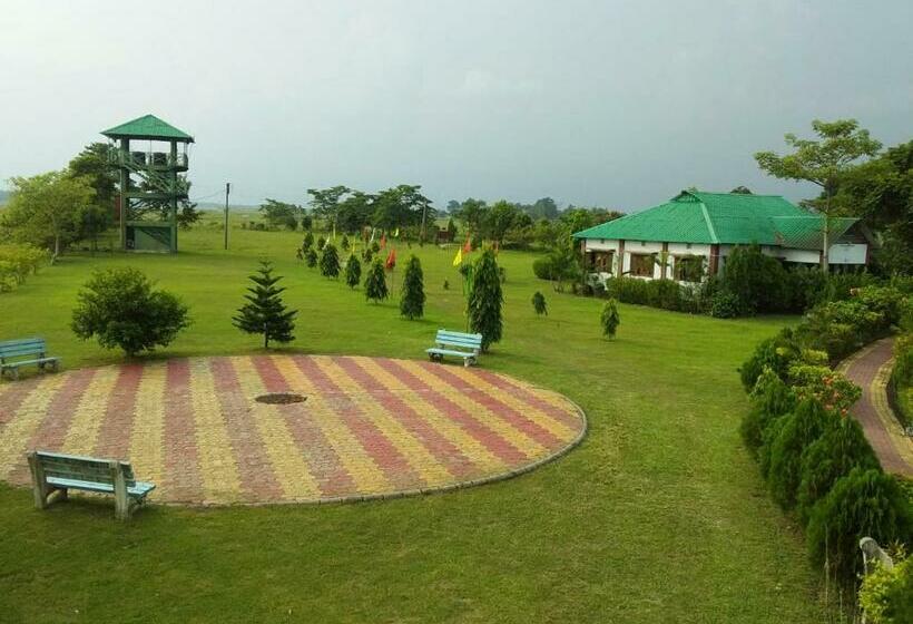 Hotel Paschim Damdim Resort By Stayapart