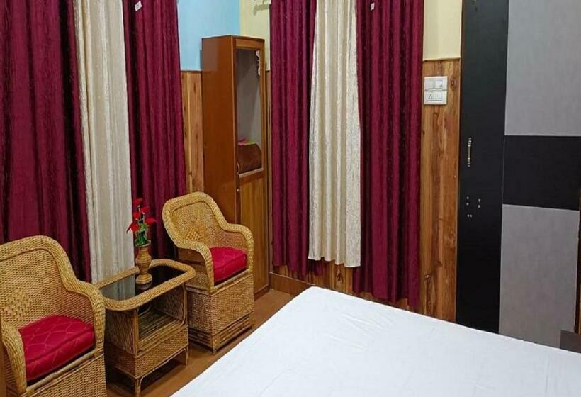 Hotel Paschim Damdim Resort By Stayapart