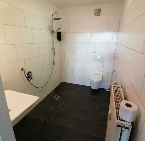 Majatalo 3 Bett Zimmer