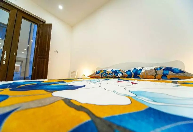 ペンション Irpinia Bikehouse