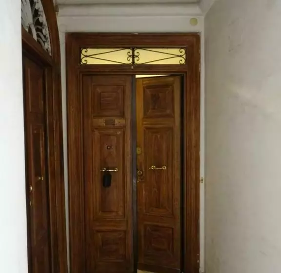 پانسیون Linnéa Roma Centro Camera A