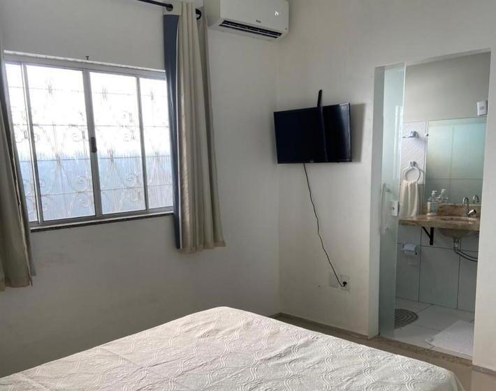 Pensjonat Suites Próximo A Havan E Praias