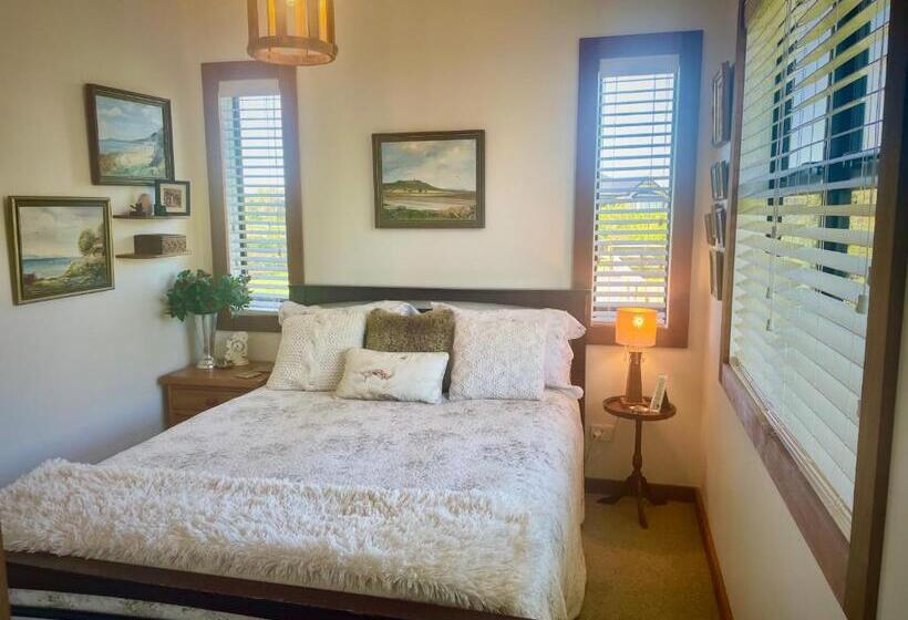 مبيت وإفطار Ballygelvar